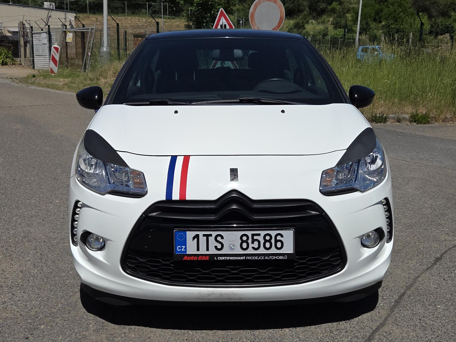 Citroën DS3, 1,6i 115kw i na splátky všem! - fotka 2