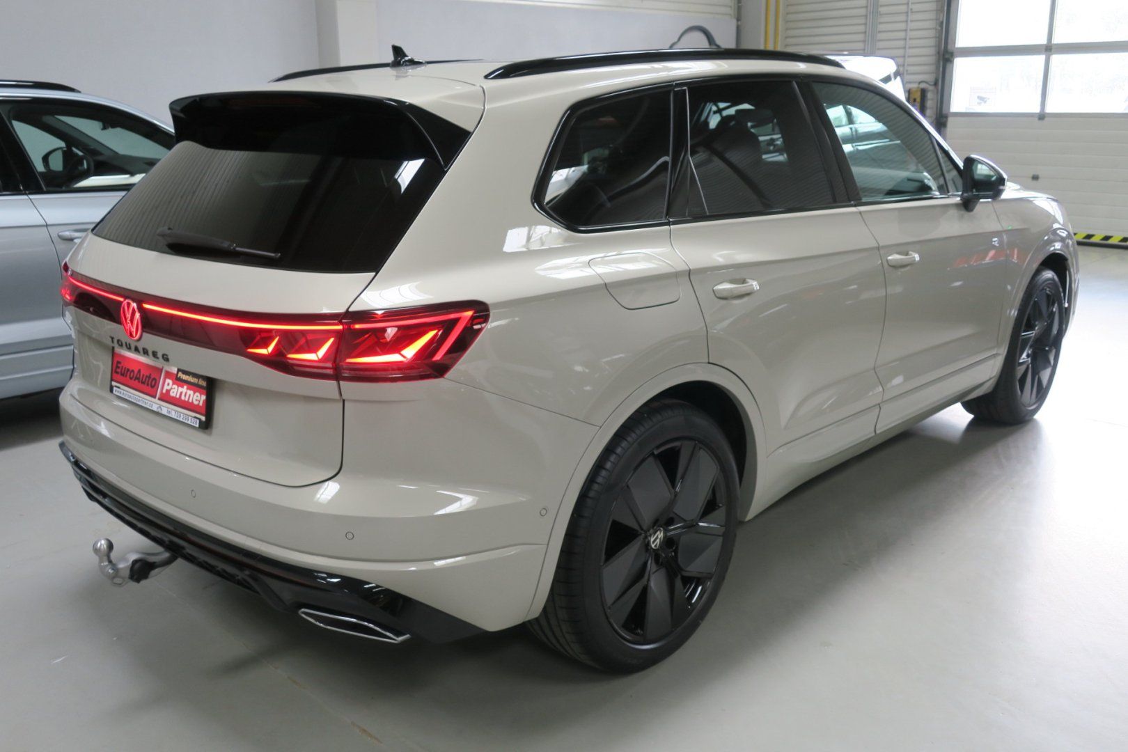 Volkswagen Touareg, NEW Final Edition R Line 210kW - fotka 4