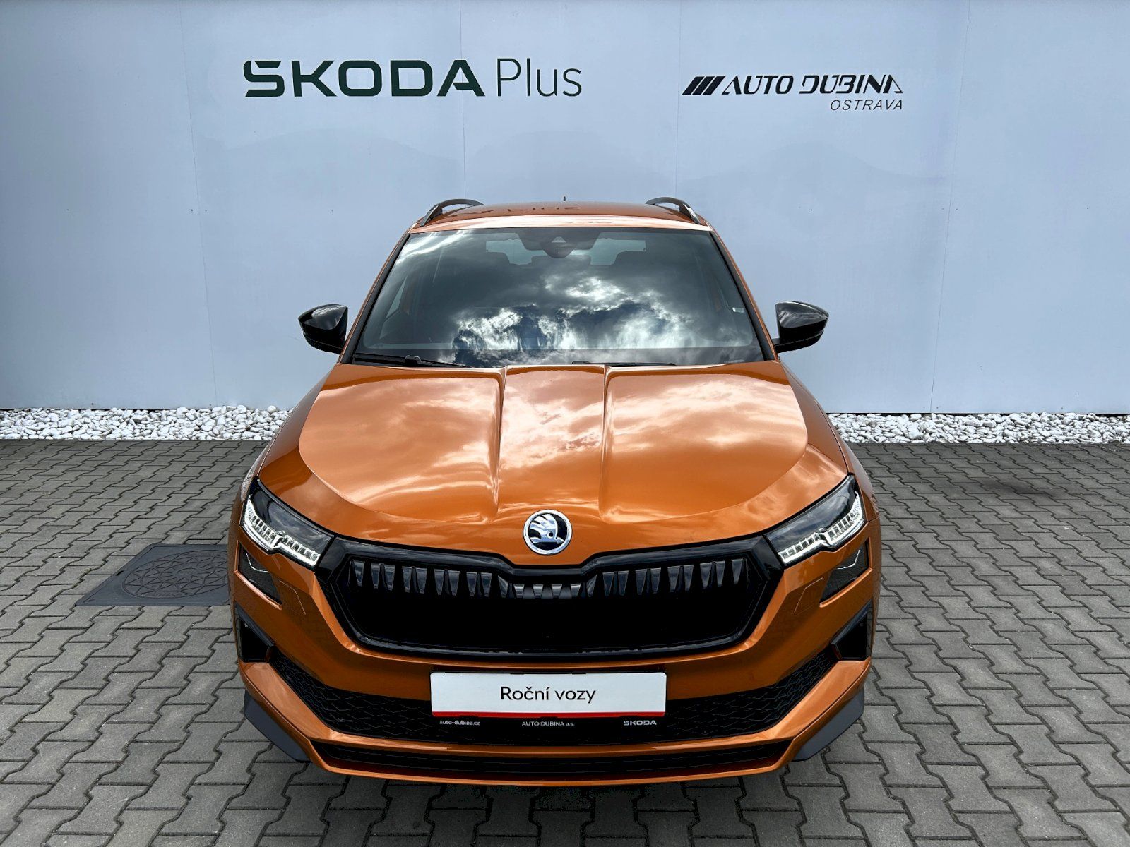 Škoda Karoq, 2.0 TDI 110kW 4x4 DSG Sportlin - fotka 3