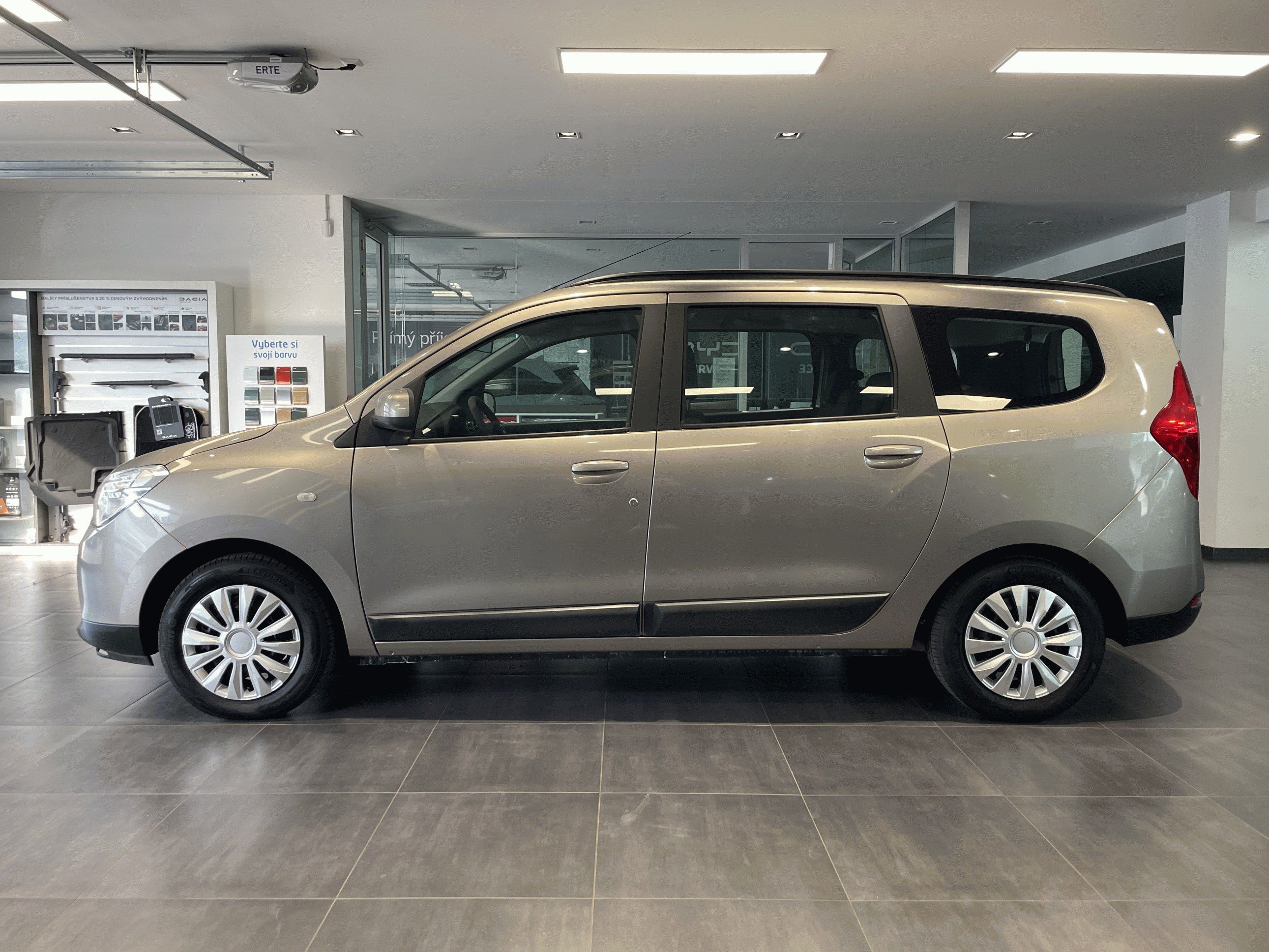 Dacia Lodgy, Arctica 1,5dCi 107k 5míst - fotka 2