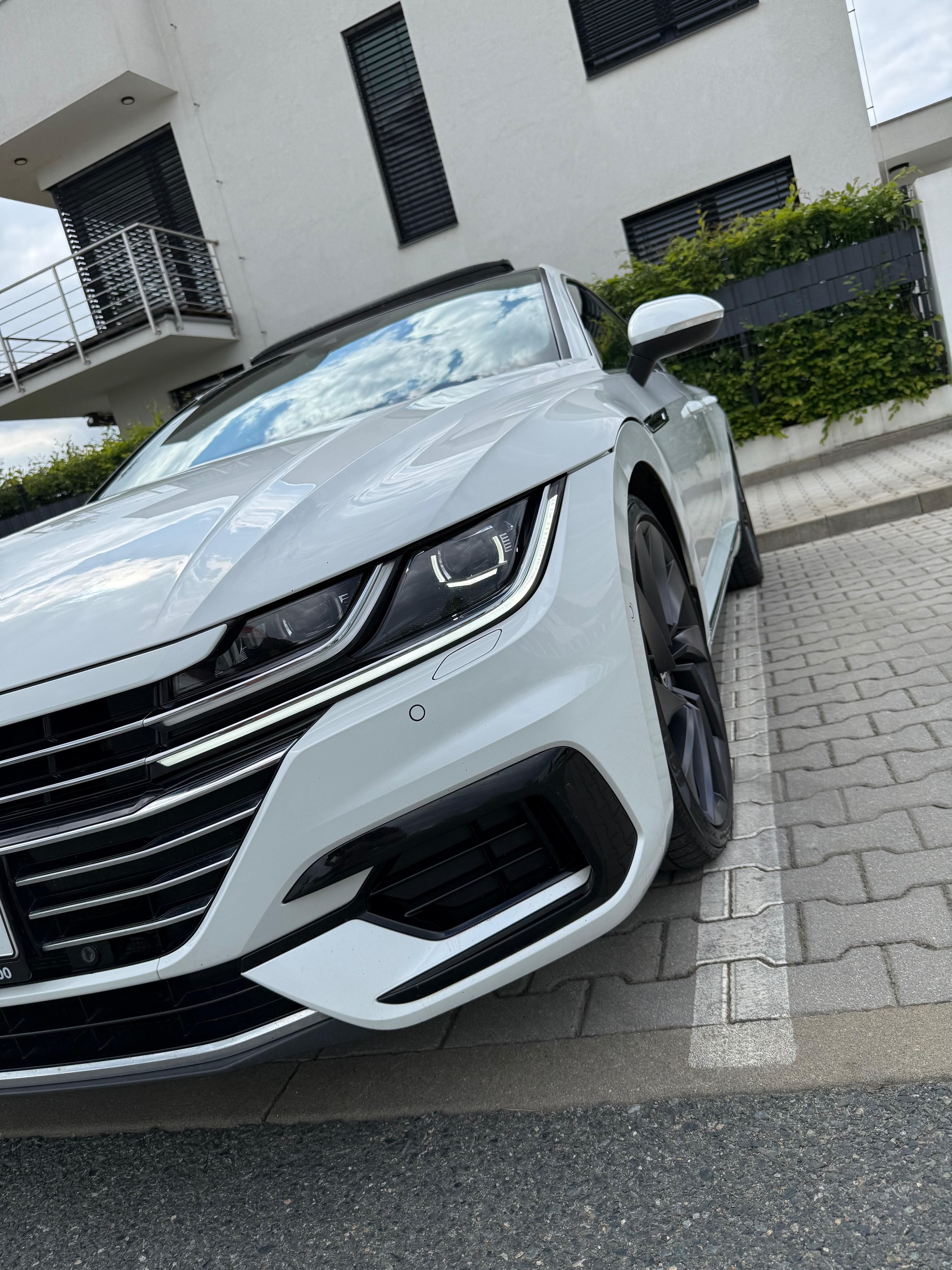Volkswagen Arteon, 2.0BiTDI 176kW • RLINE • PANO - fotka 3