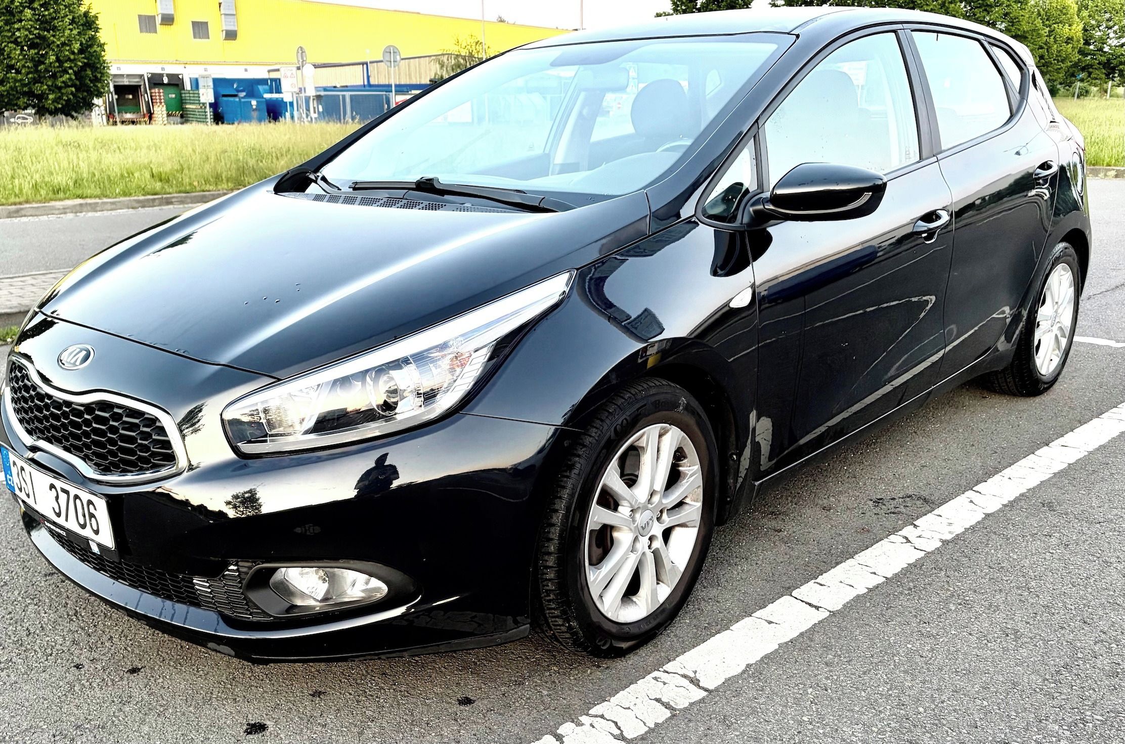 Kia Cee´d, Kia Cee´d 1.6 CRDI Comfort - fotka 2