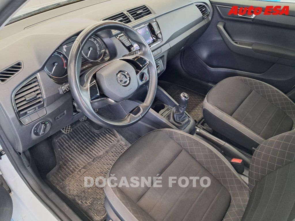 Škoda Fabia, 1.0 TSI,ČR - fotka 3