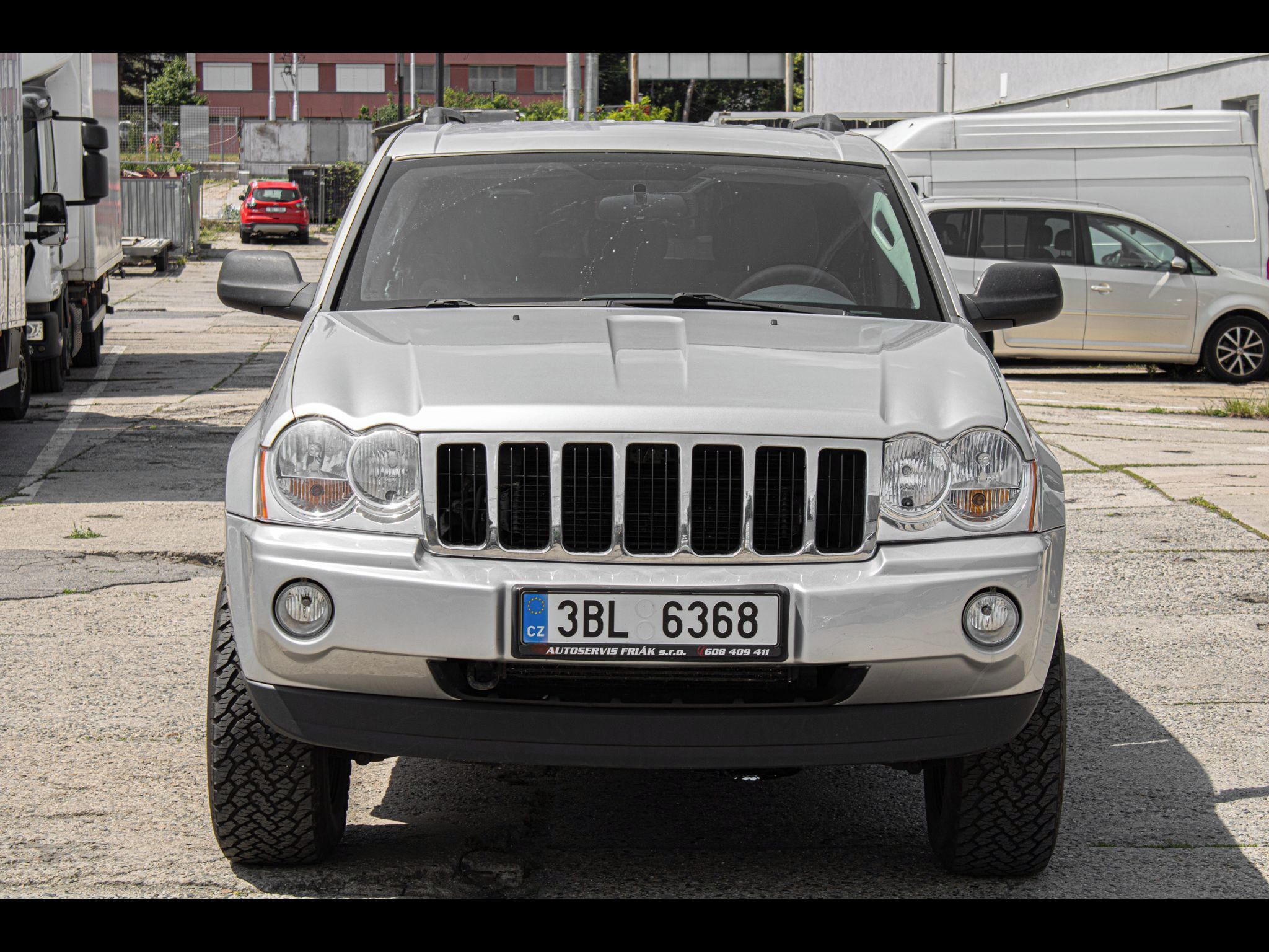Jeep Grand Cherokee - fotka 2