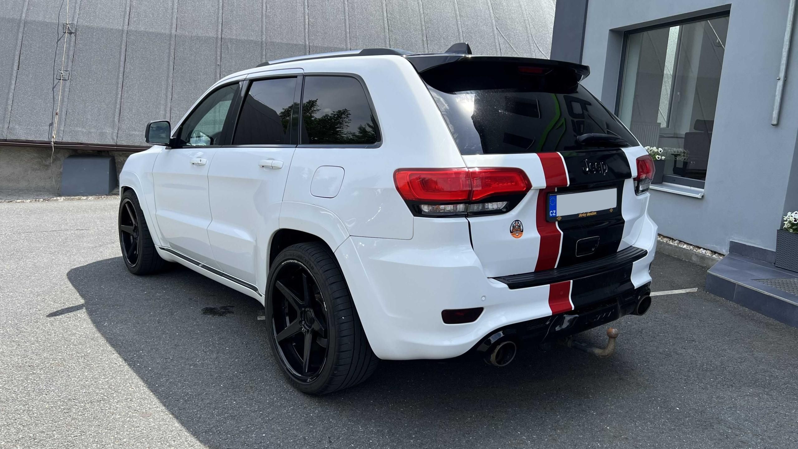 Jeep Grand Cherokee, 3.0 CRD V6 SRT paket 184 kW - fotka 3