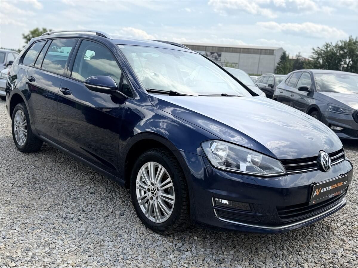 Volkswagen Golf, TSI DSG F1 NAVI SERVISKA - fotka 3