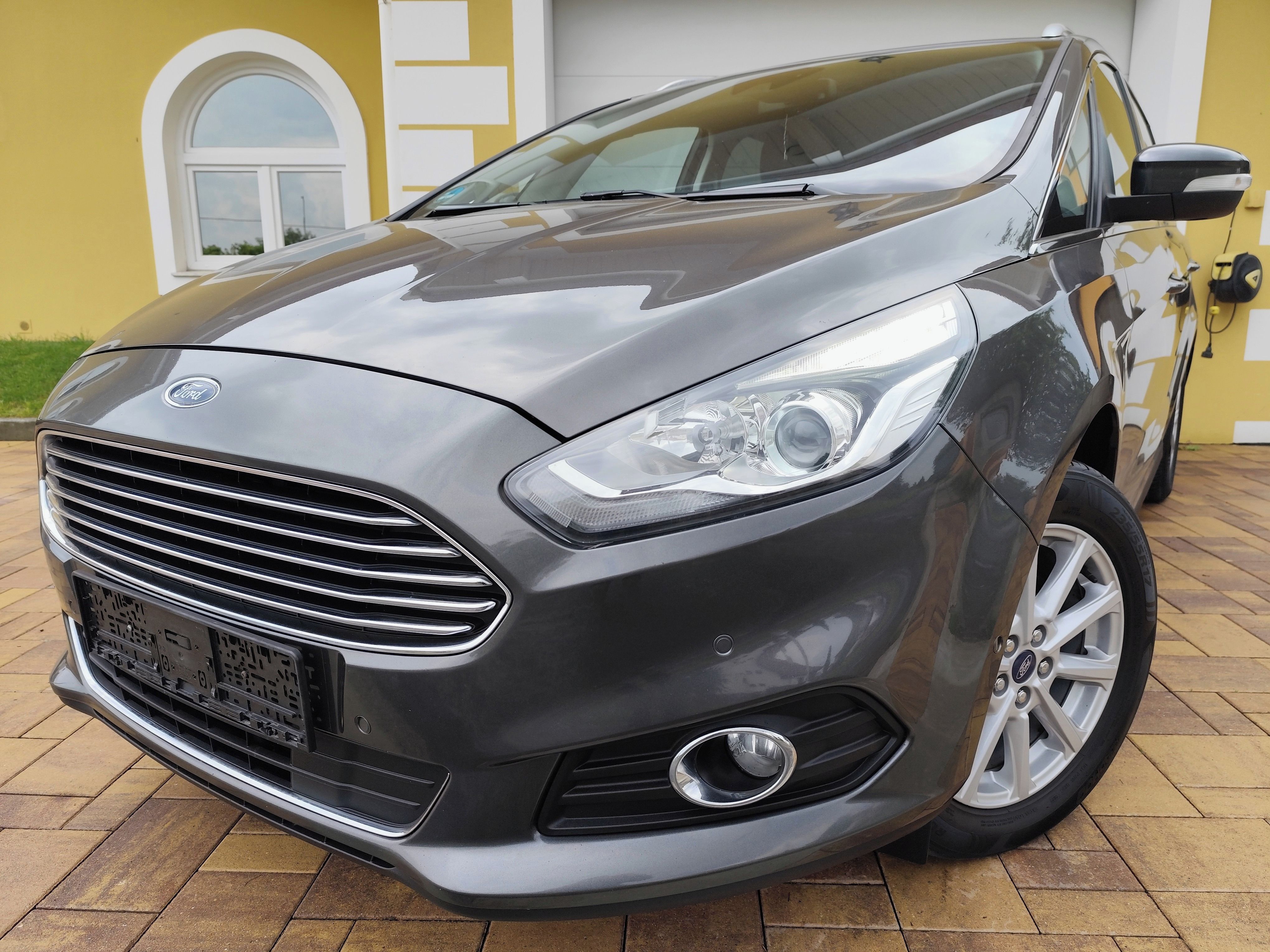 Ford S-MAX, TITAN.1.5Eco.118kw-tažné,kamer