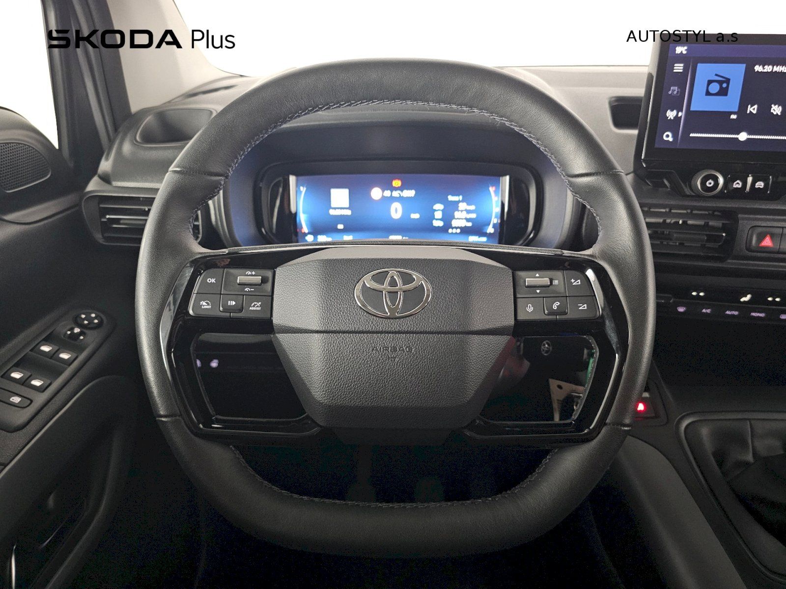 Toyota Proace City Verso, L2 1.2T 110k FAMILY 7S LONG - fotka 5