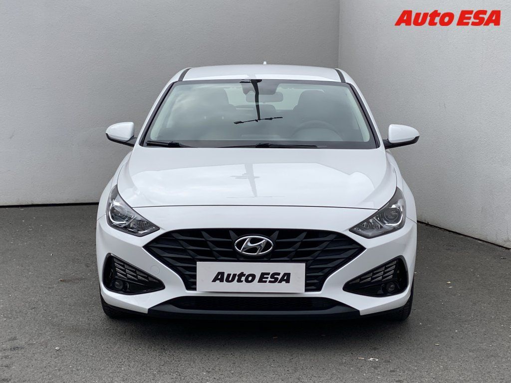 Hyundai i30, 1.5 DPi,1.maj,ČR,AC - fotka 2