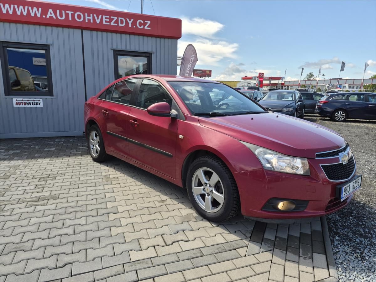 Chevrolet Cruze, 1,6 16v ČR NAVI APPLE ANDROID