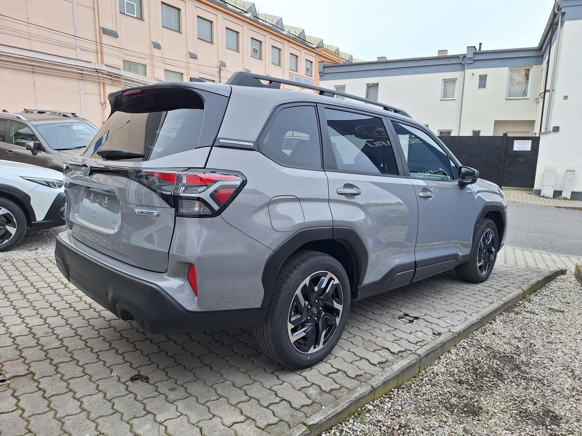 Subaru Forester, Comfort s NAVI -100.000 Kč - fotka 4