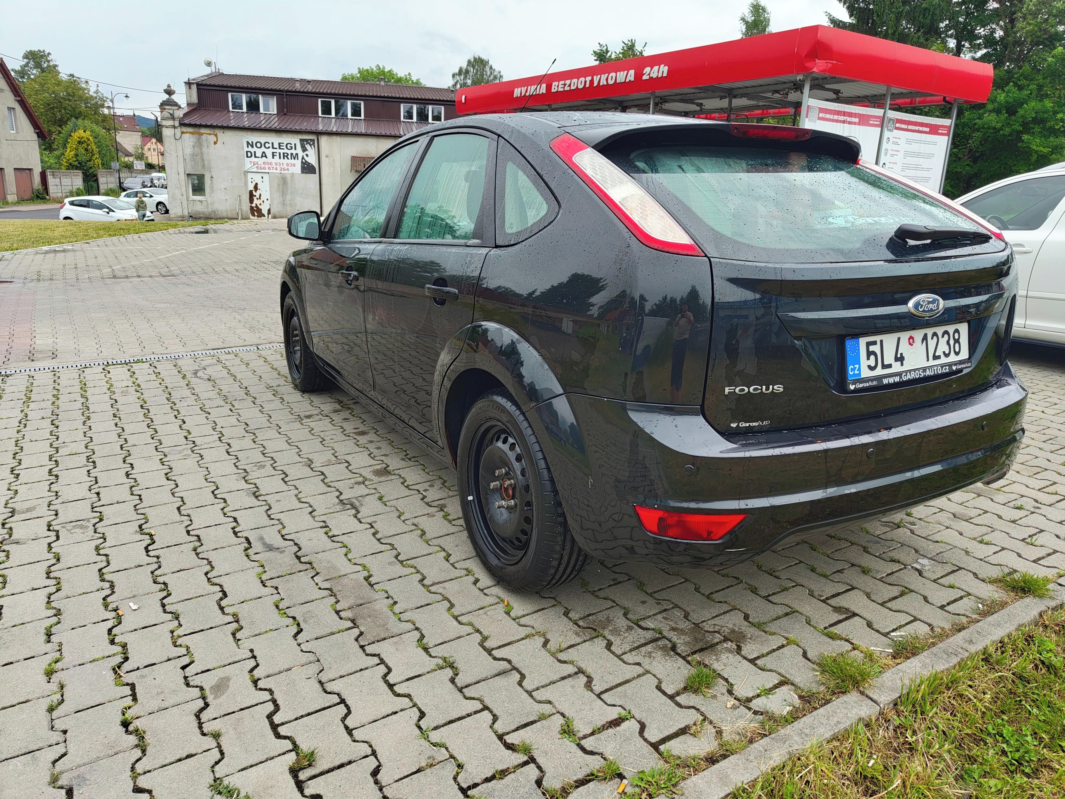 Ford Focus, Ford Focus mk2 1.6i - fotka 4