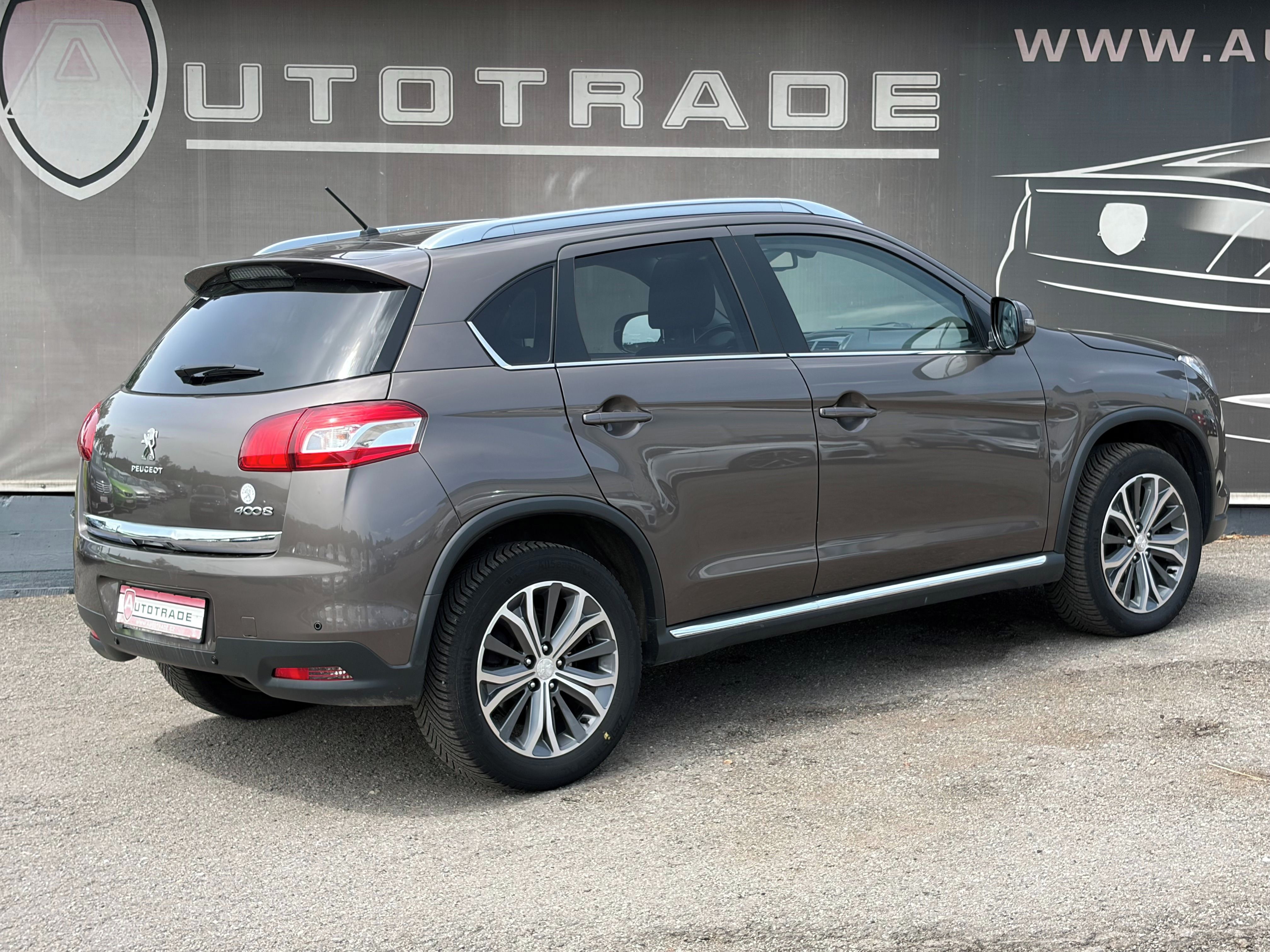 Peugeot 4008, 1.8HDi 110kW, 4x4, PANORAMA - fotka 4