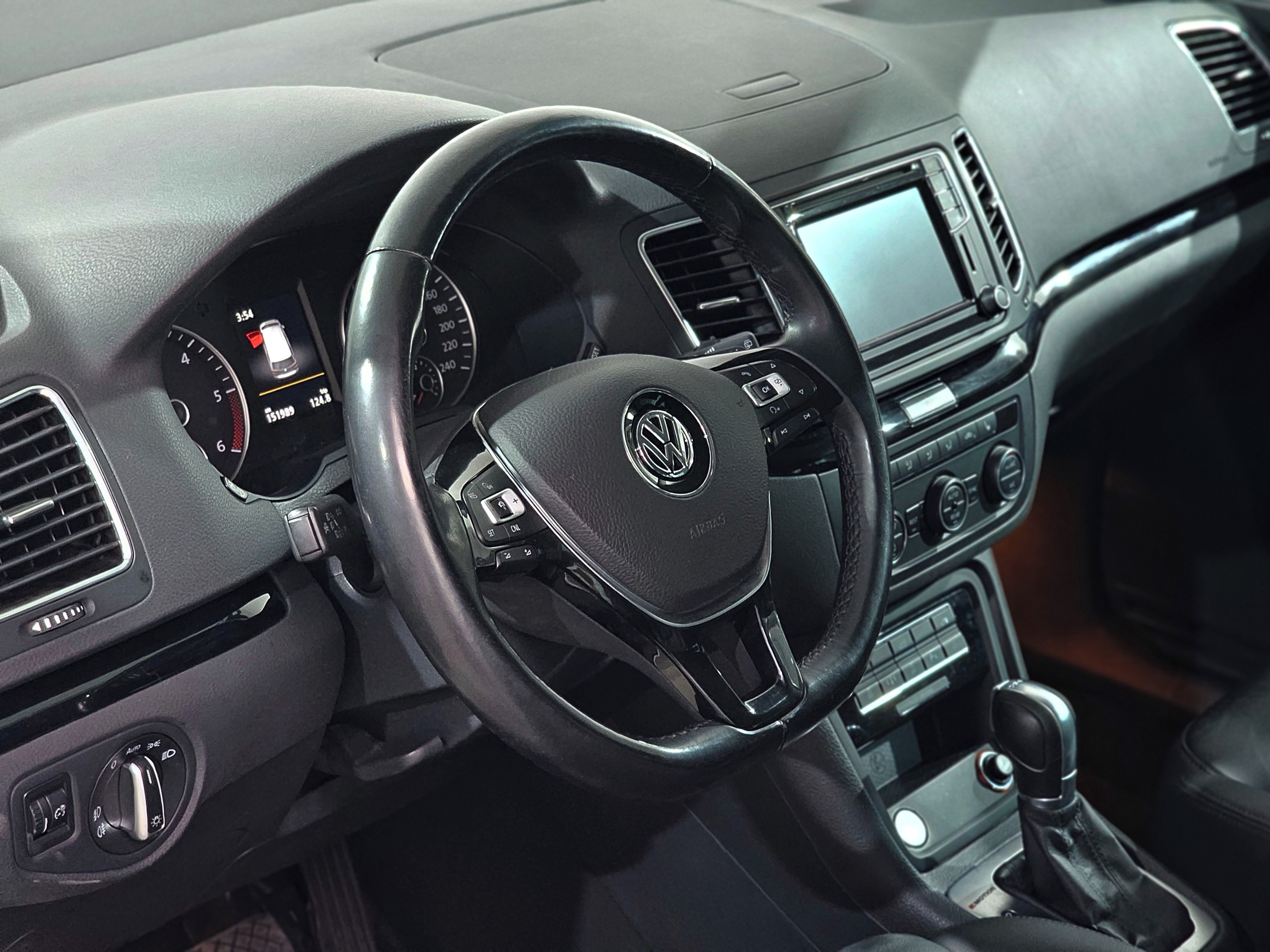 Volkswagen Sharan, 2.0 TDI 135 kW 4M DSG 7míst - fotka 6