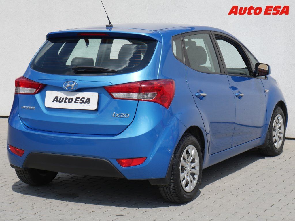 Hyundai ix20, 1.4 CRDi,ČR,AC - fotka 4