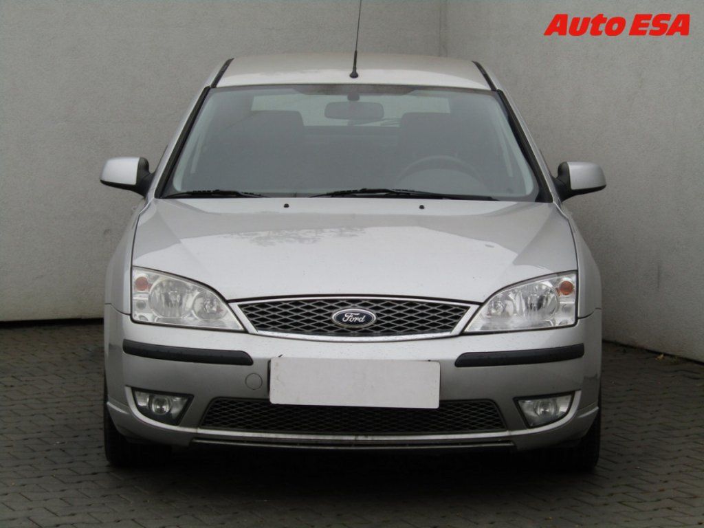 Ford Mondeo, 2.0 - fotka 2
