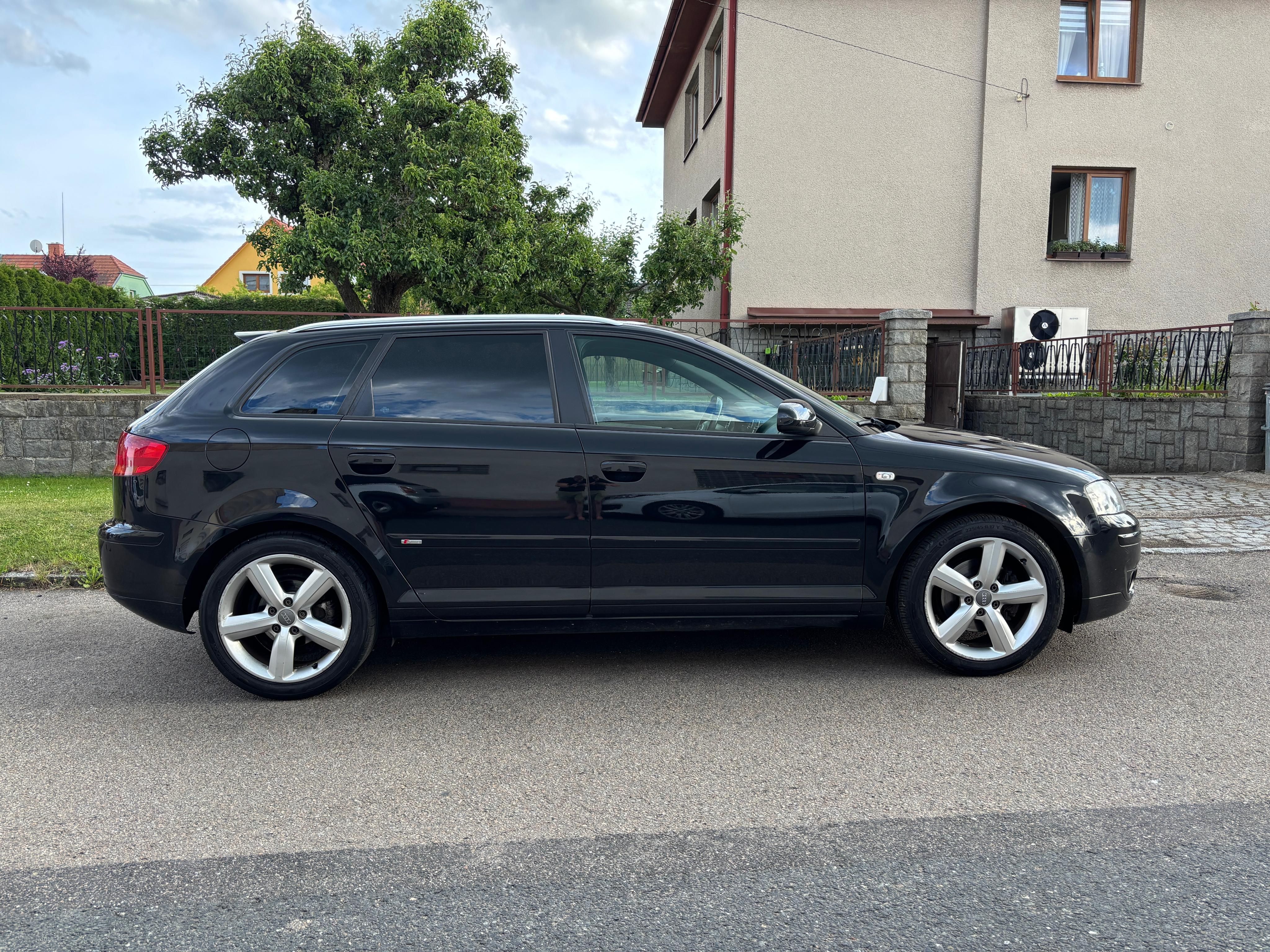 Audi A3, 2.0.TDI Sline - fotka 4