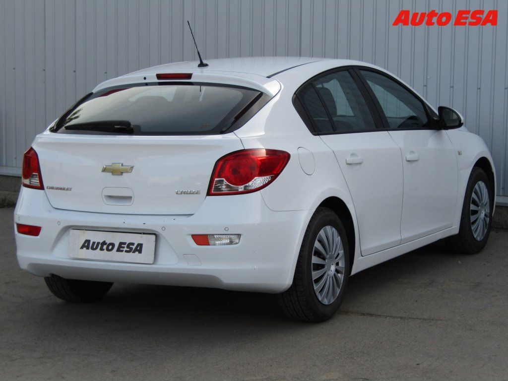 Chevrolet Cruze, 1.8i - fotka 4
