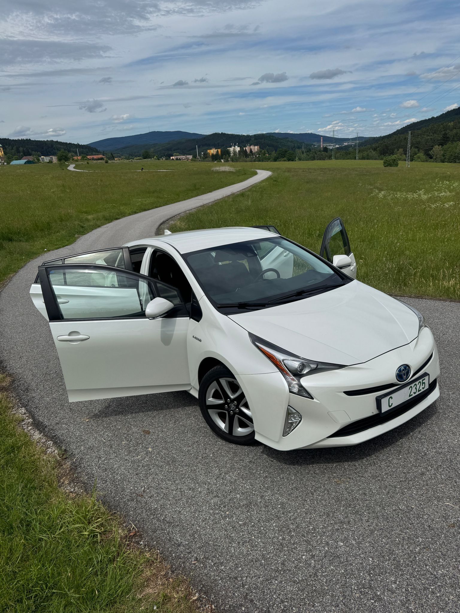 Toyota Prius, Toyota Prius 1.8 Hybrid - fotka 6
