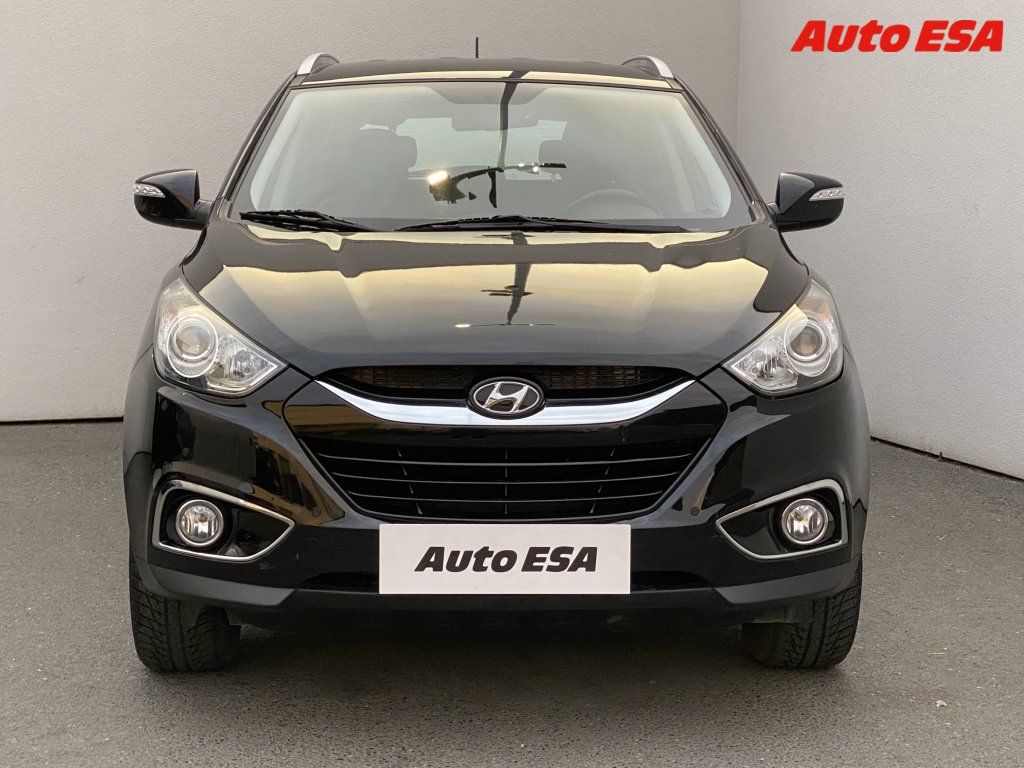 Hyundai ix35, 2.0 i,AT - fotka 2