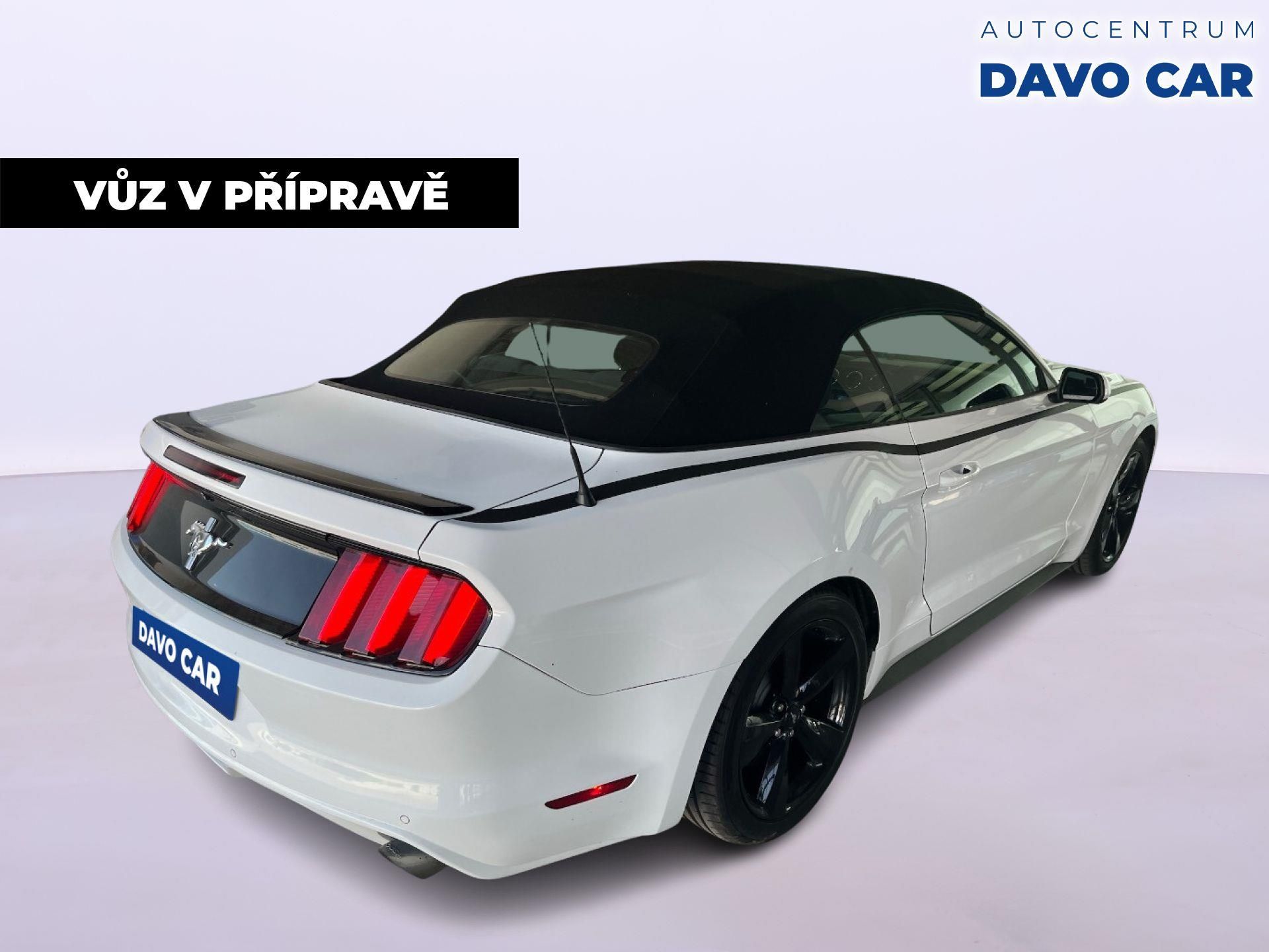 Ford Mustang, 3,7 L V6 223kW Cabrio DPH - fotka 3