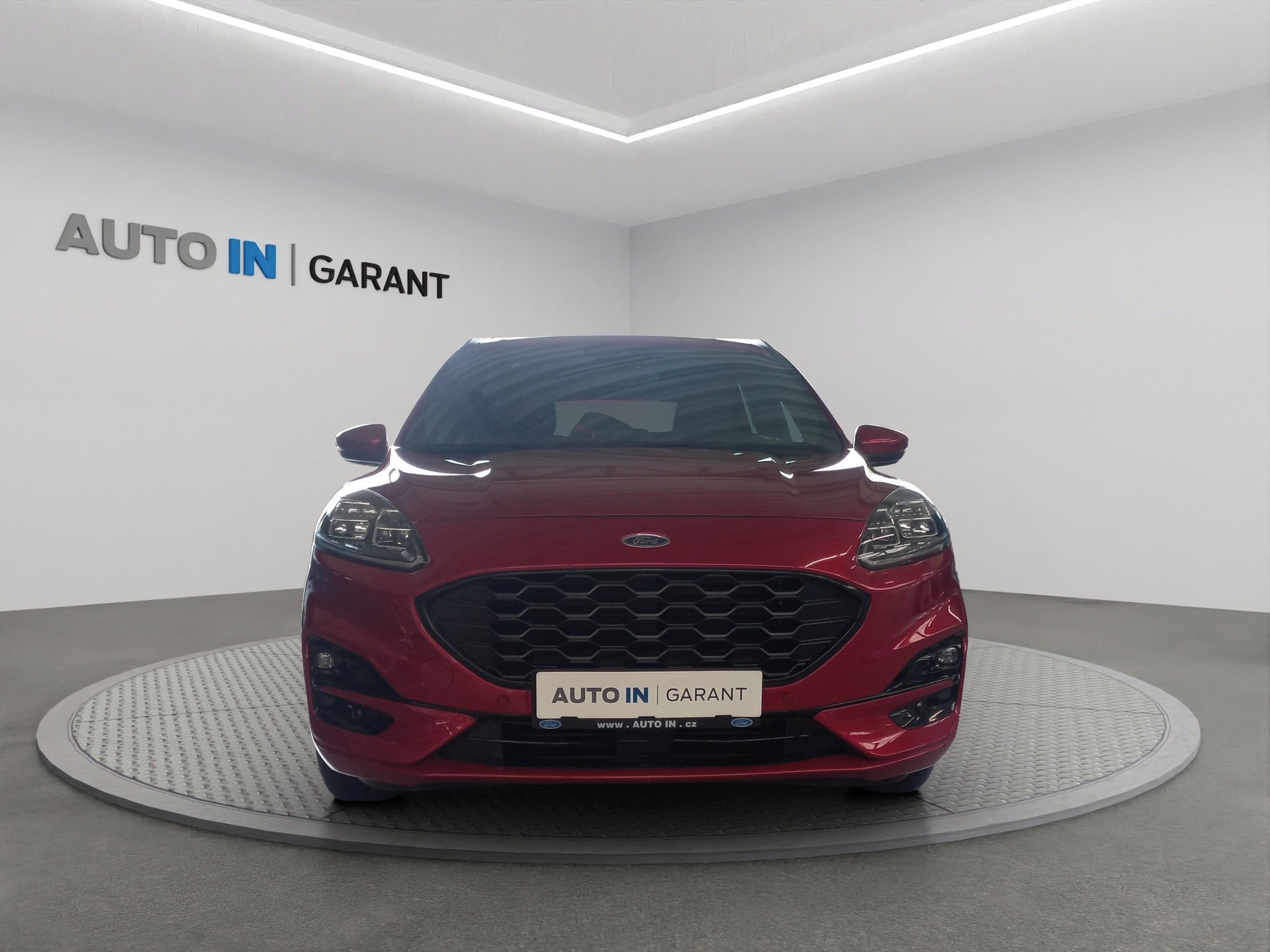 Ford Kuga, 1.5 ST-Line X, 110kW, 1MAJ, ČR - fotka 2