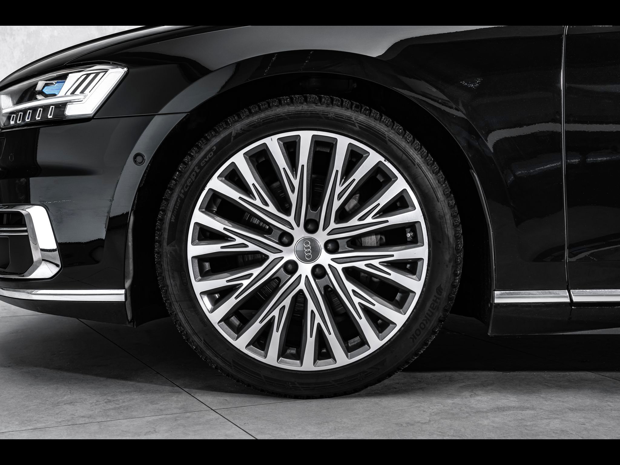 Audi A8, 50TDI L Full Masáže Lednice TV - fotka 2