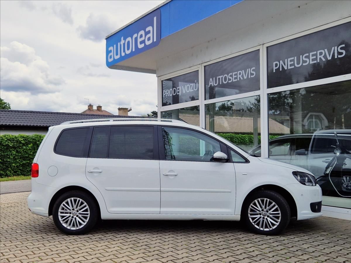 Volkswagen Touran, 2,0 TDI 7MÍST VÝHŘEV KLIMA - fotka 6