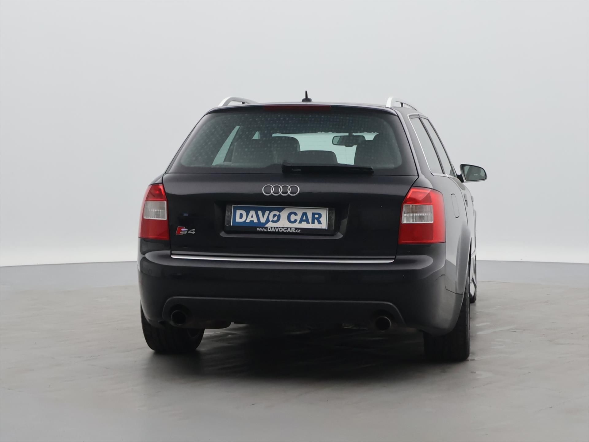 Audi S4, 4,2 V8 253kW quatrro Recaro - fotka 6