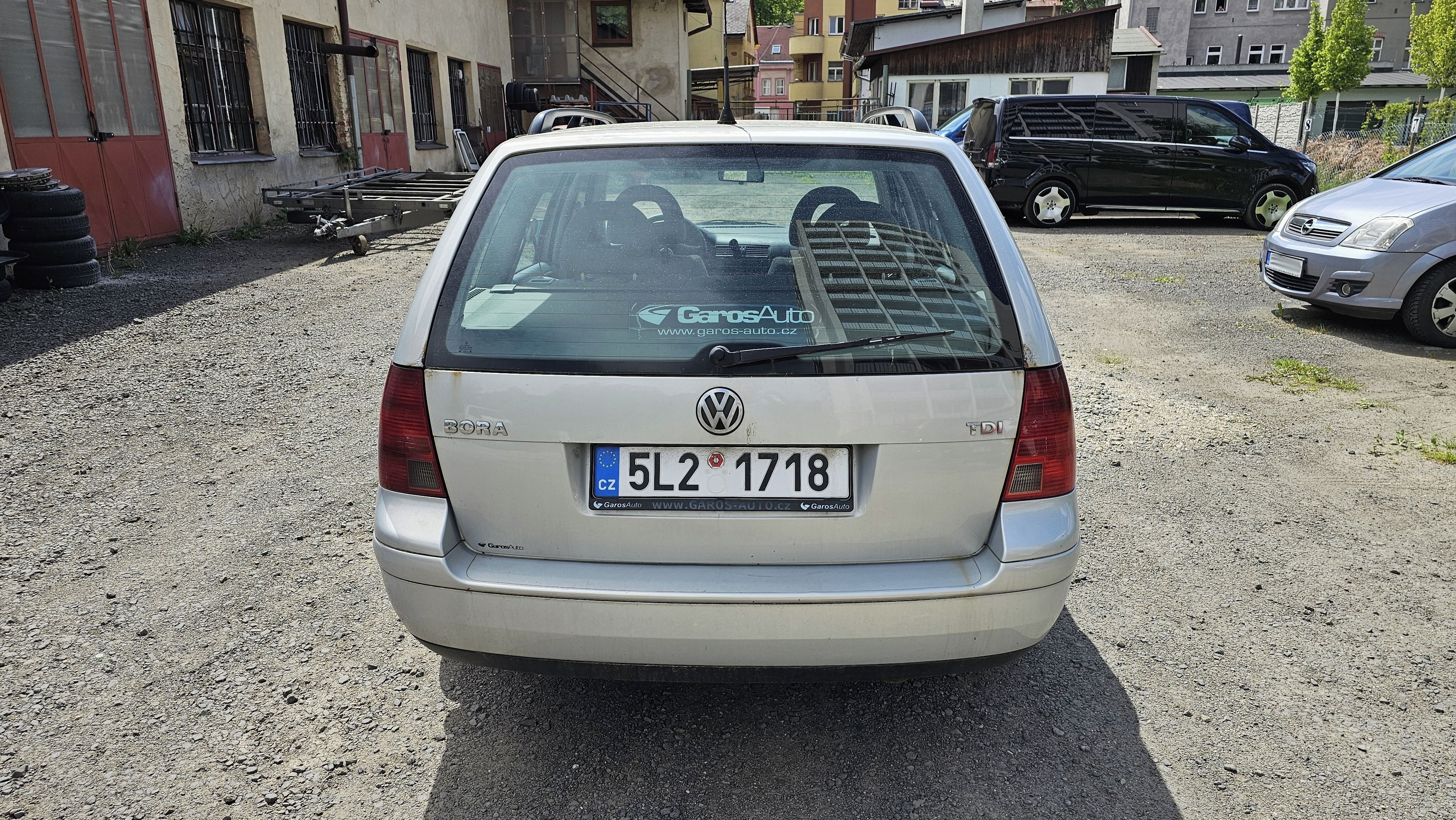 Volkswagen Bora, Variant 1,9 TDI - fotka 2
