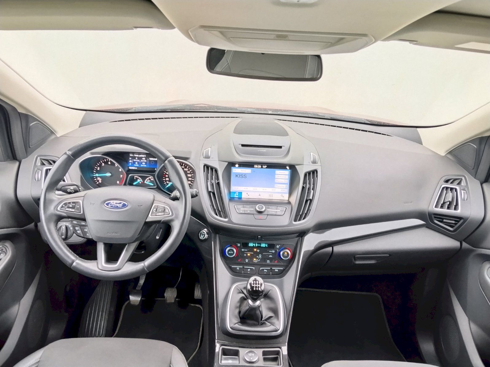 Ford Kuga, 1.5 ECOBOOST 110Kw TITANIUM - fotka 5