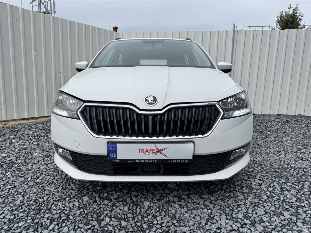 Škoda Fabia, 1,0 TSI DPH tažné 1.maj. ČR - fotka 2