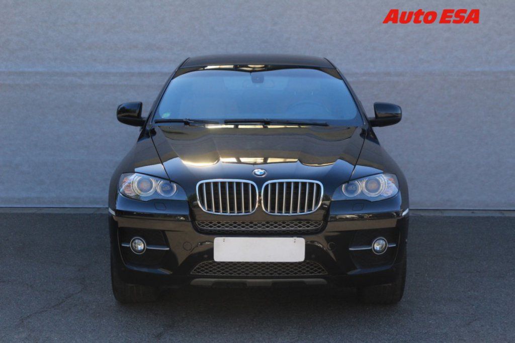 BMW X6, 3.0 D,1.maj,ČR - fotka 2