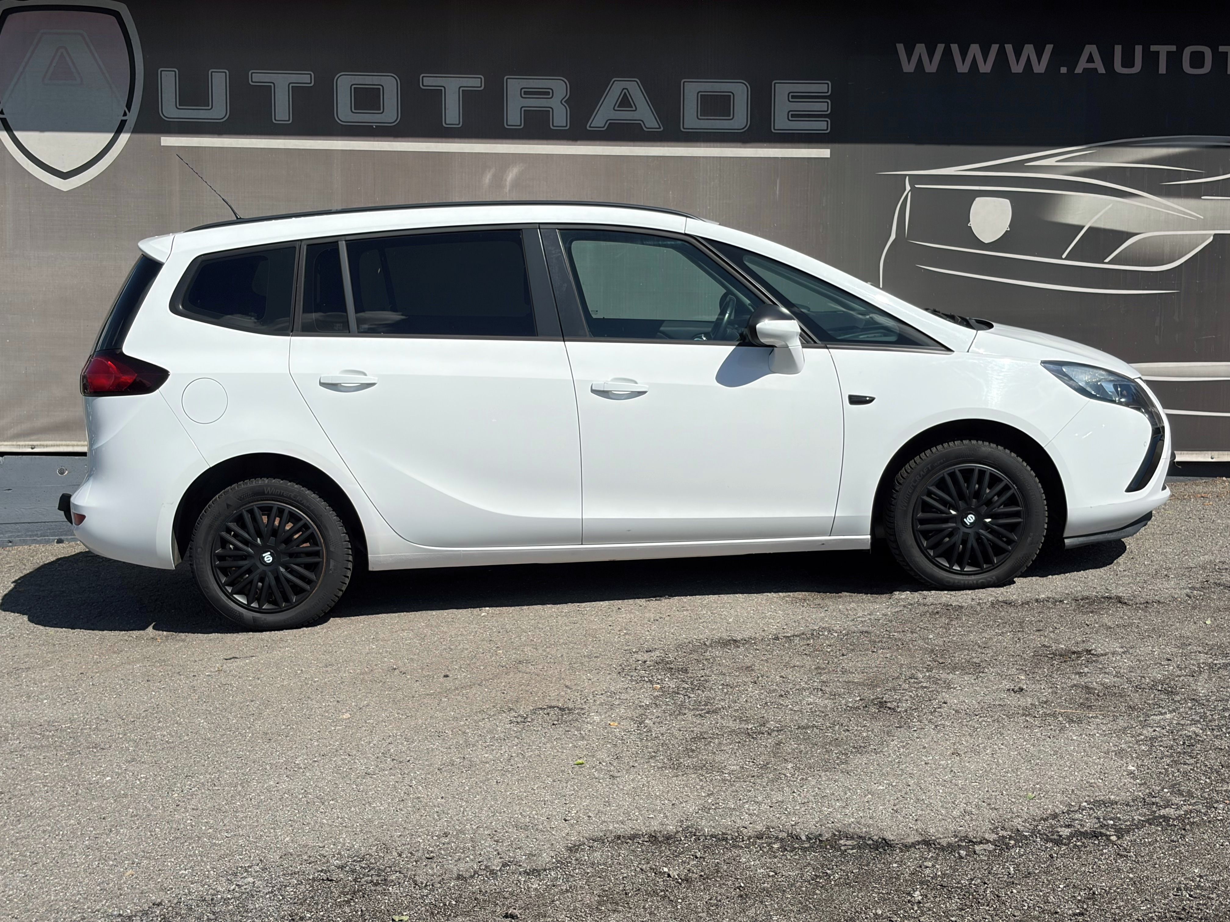 Opel Zafira, 2.0 CDTi, 7míst, Tažné, KLIMA - fotka 5