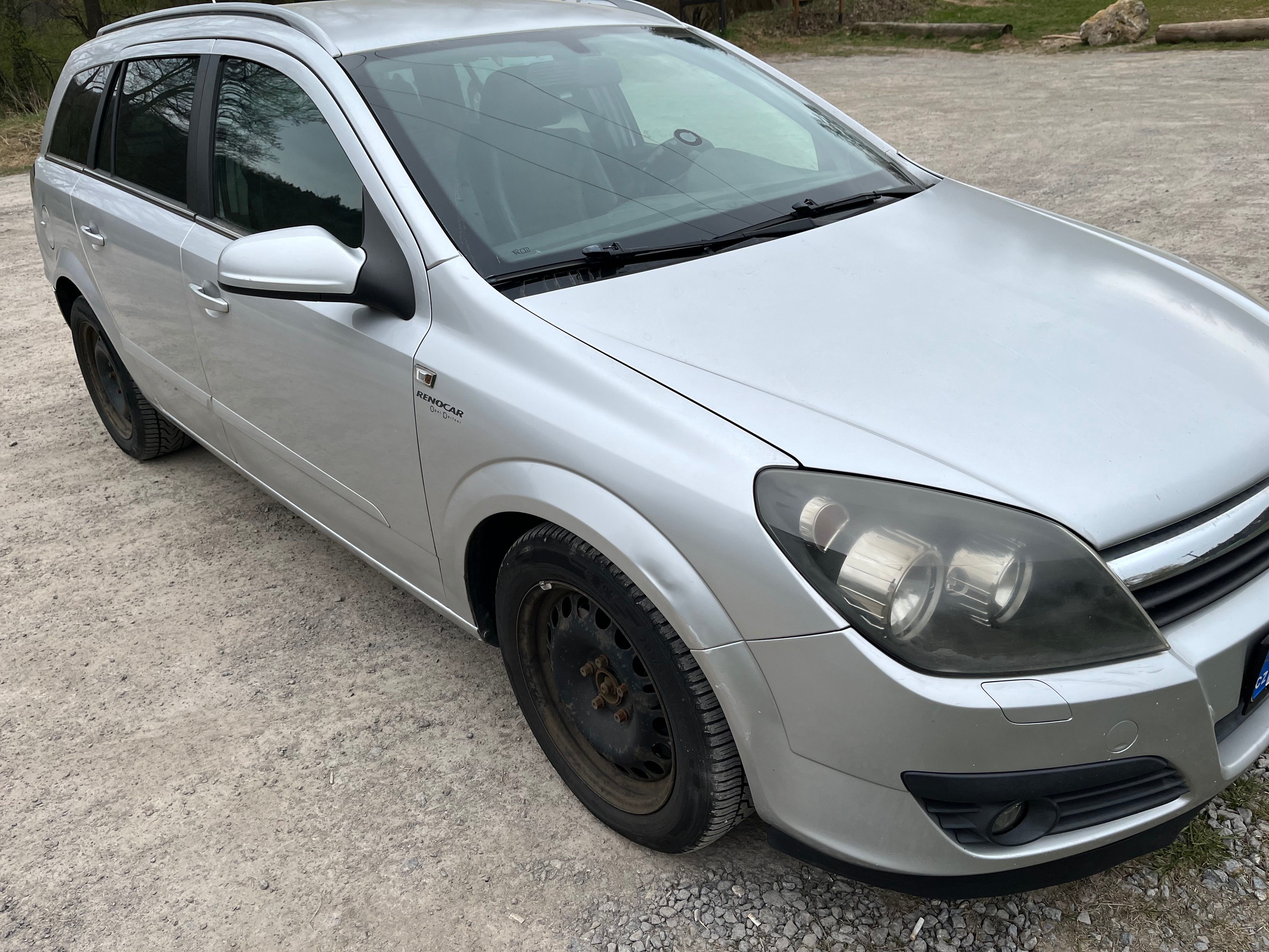 Opel Astra, Opel Astra H 1.9 CDTI Sport - fotka 3