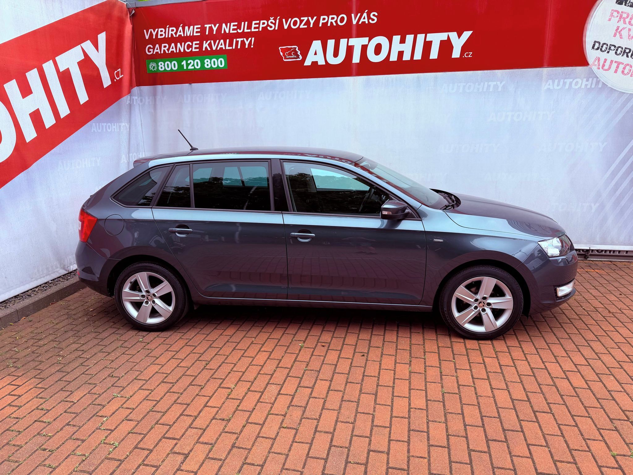 Škoda Rapid, 1.2 TSi Drive, Serviska, AutoA - fotka 5