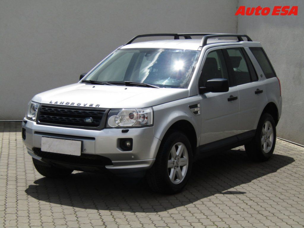 Land Rover Freelander, 2.2 TD4 4x4,AT,panorama - fotka 3