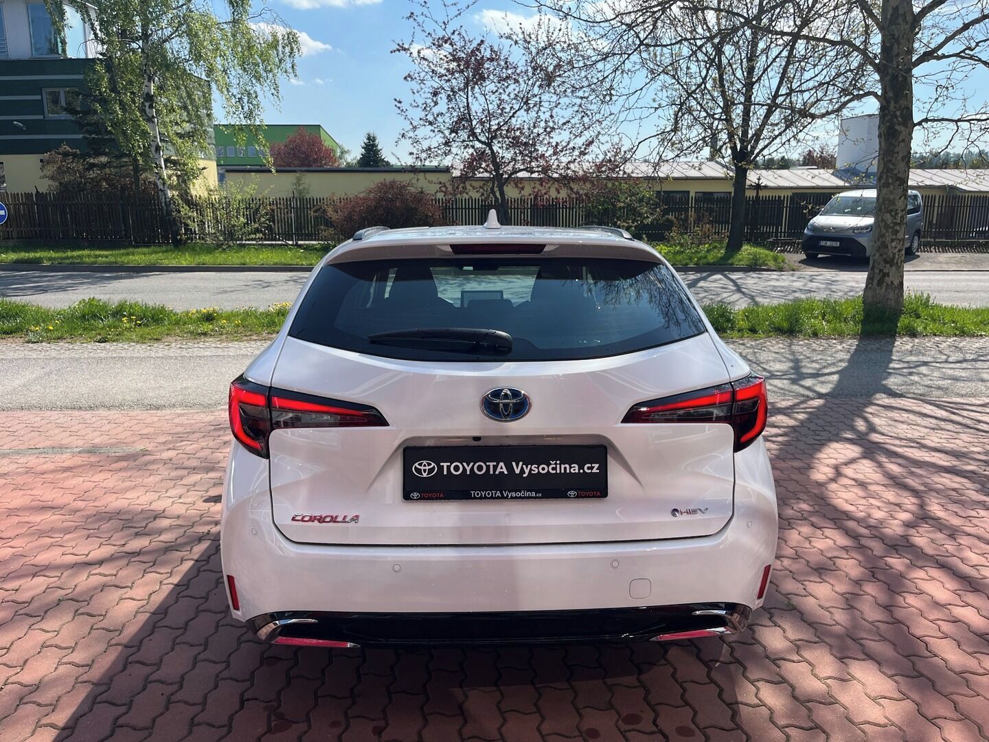 Toyota Corolla, 1.8L hybrid CVT (2x4) Comfort - fotka 6
