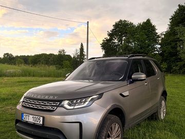 First Edition 7 míst tažné ACC