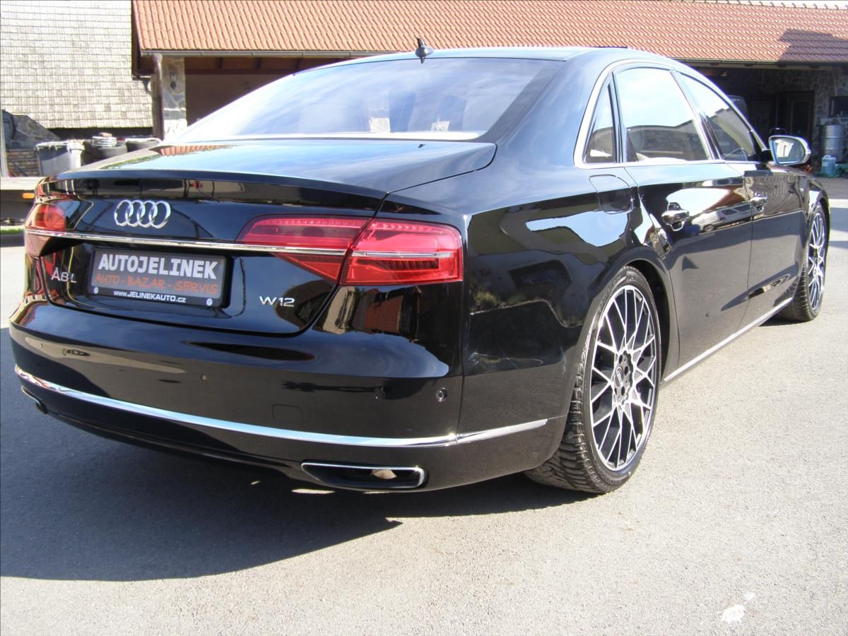 Audi A8, 6,3 L W12  FSI quattro Tiptron - fotka 5