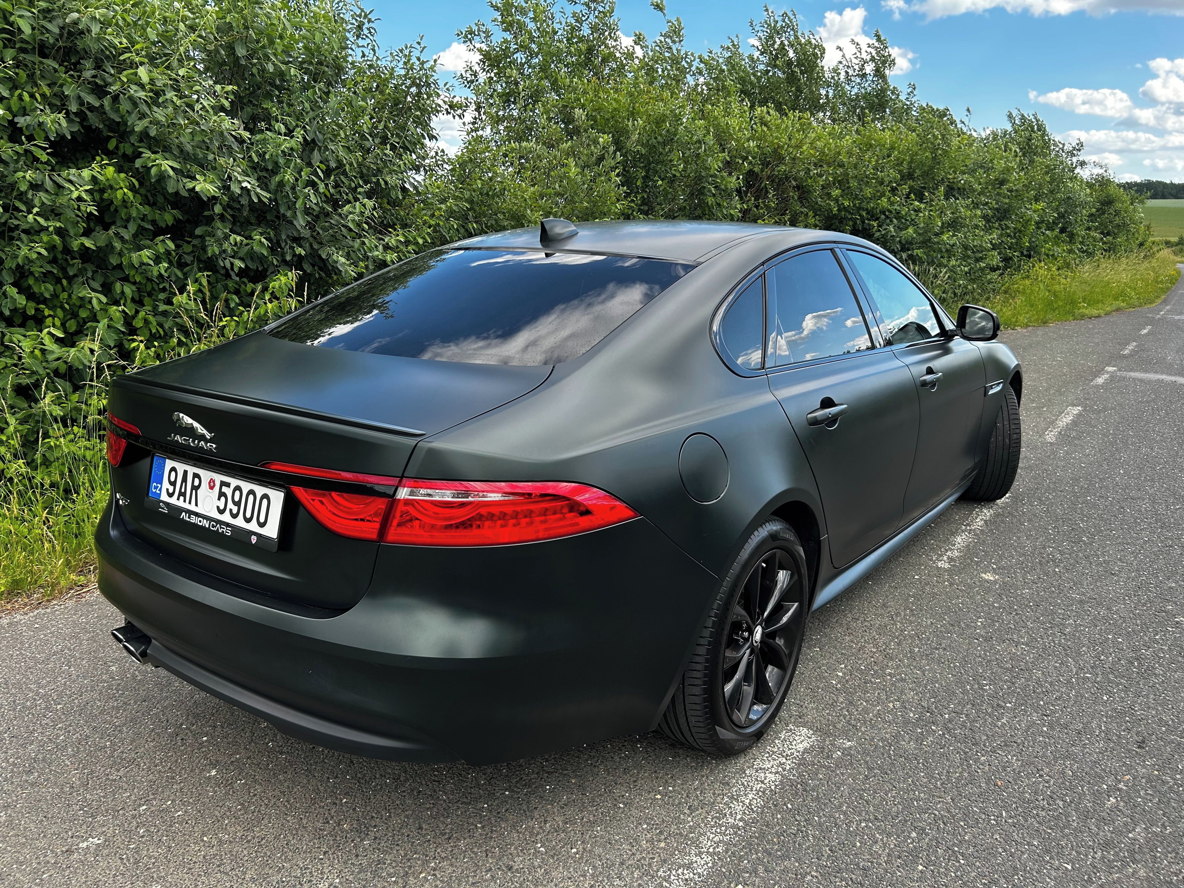 Jaguar XF, D 200, R-Dynamic, AWD - fotka 6
