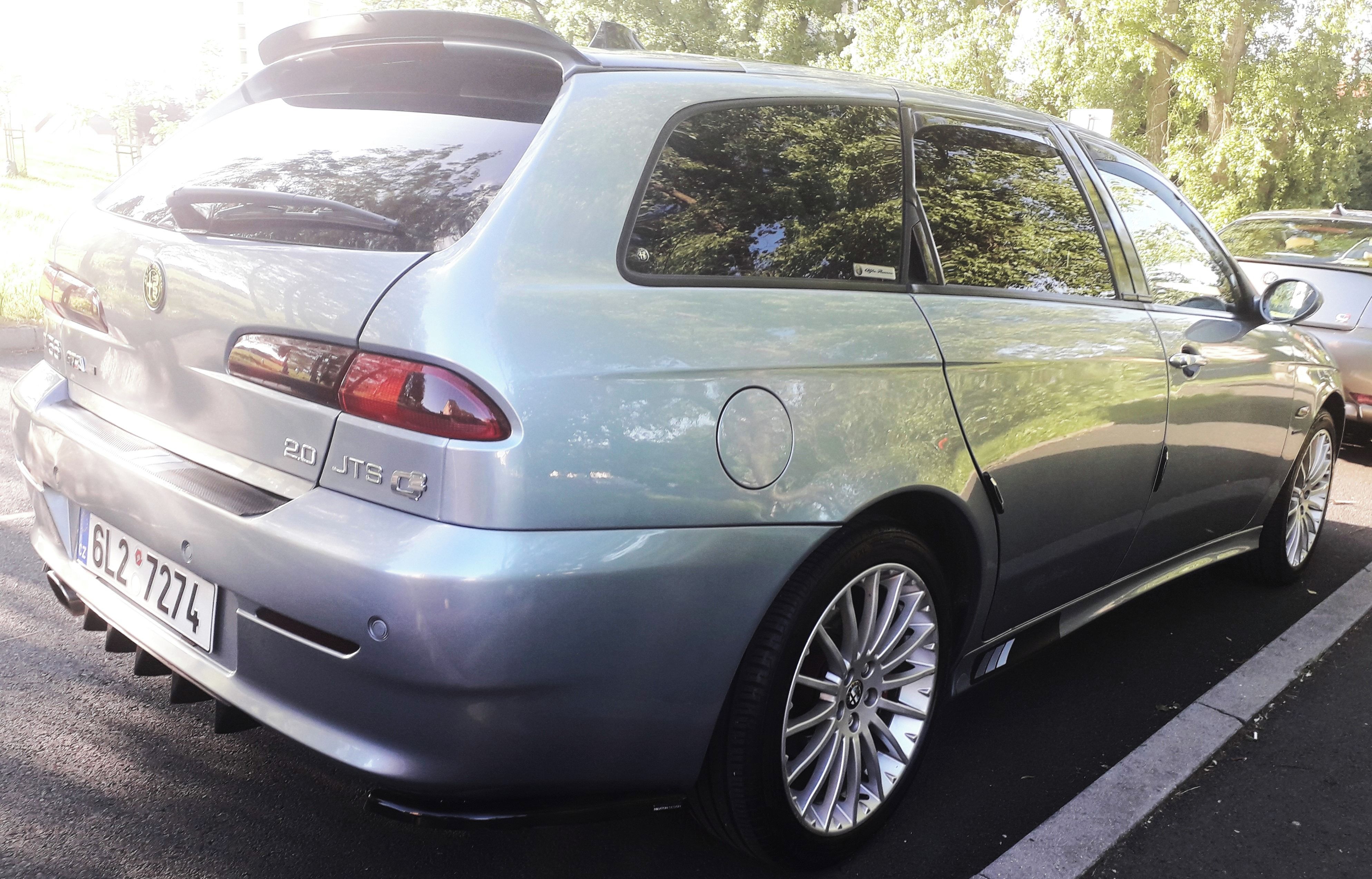 Alfa Romeo 156, 2.0 JTS sportwagon GTA Berlina - fotka 5