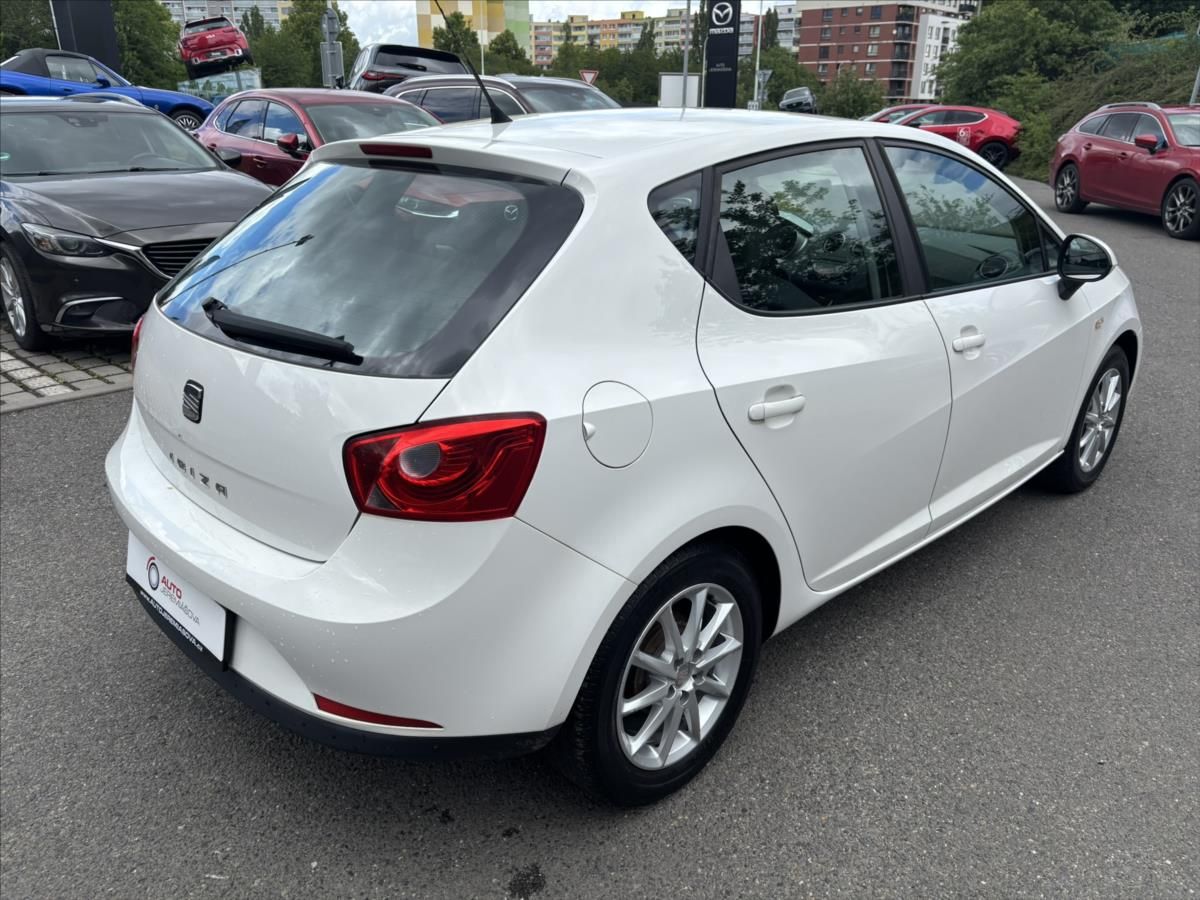 Seat Ibiza, 1,4 TSi Style 1.ČR 2xKOLA - fotka 5