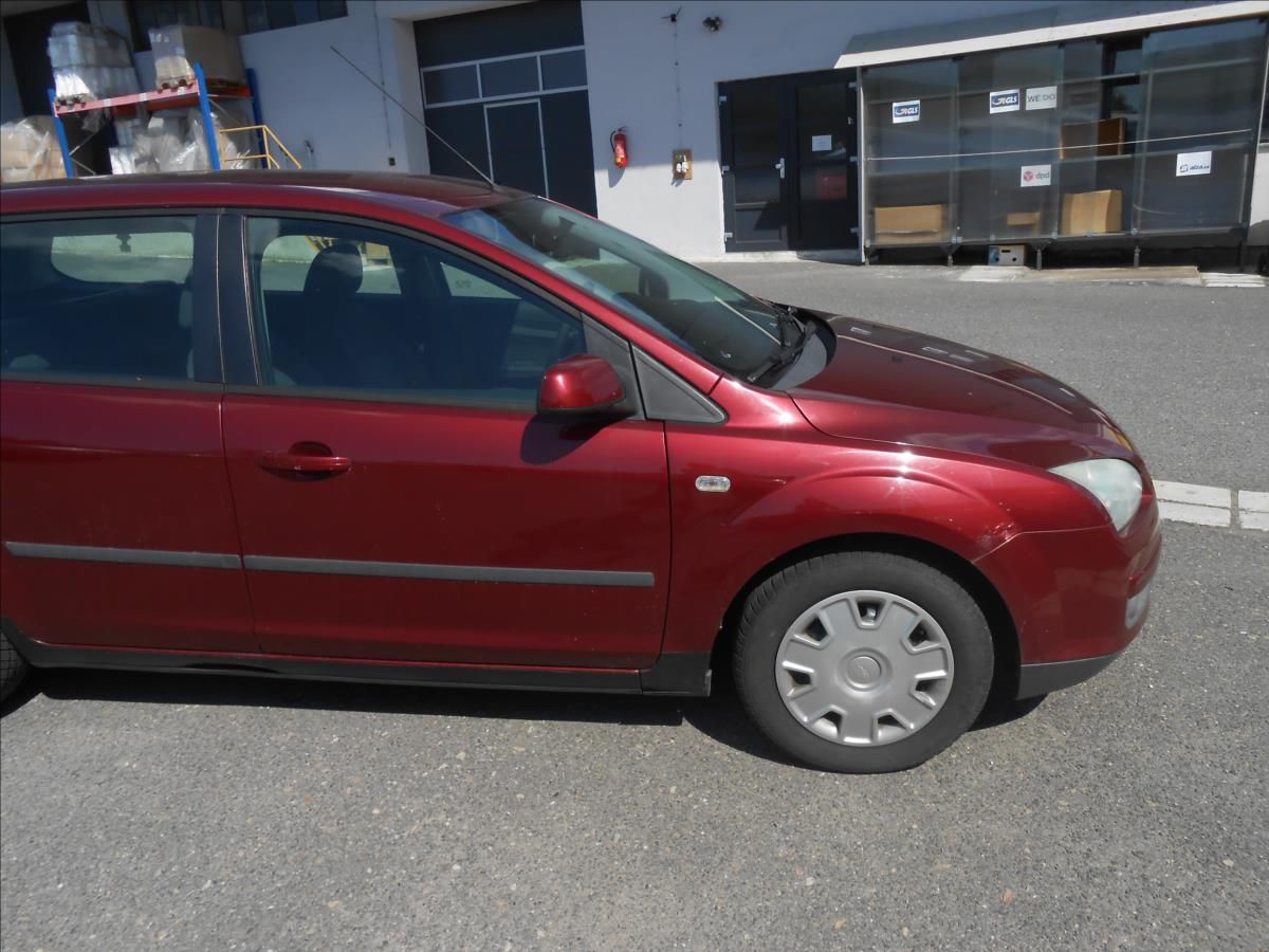 Ford Focus, 1,6 TDCi 80Kw - fotka 4