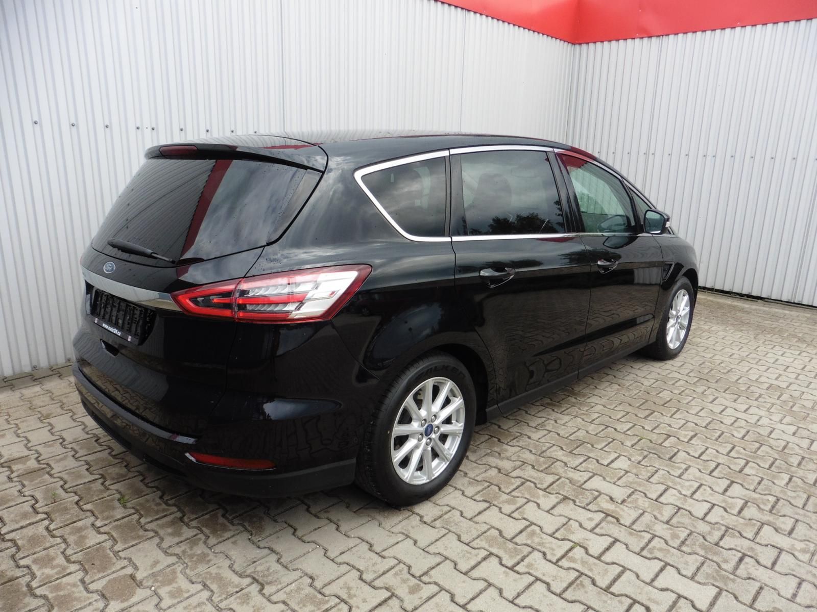 Ford S-MAX, 2.0 TDCi Titanium Navi - fotka 4