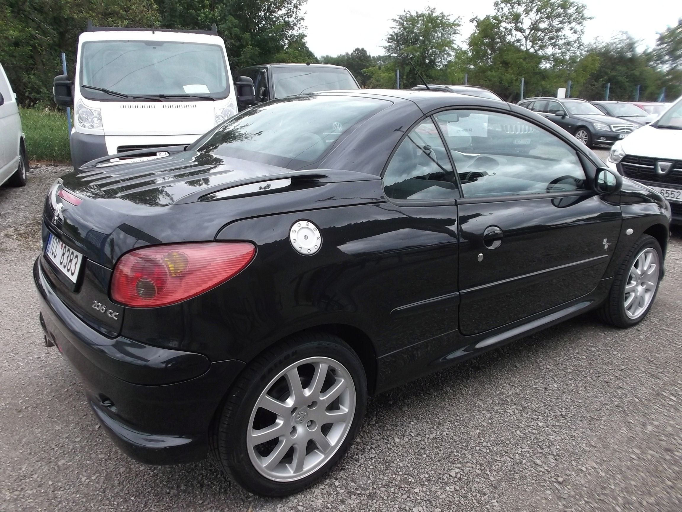 Peugeot 206, 1.6 i 16V Cabrio - fotka 4