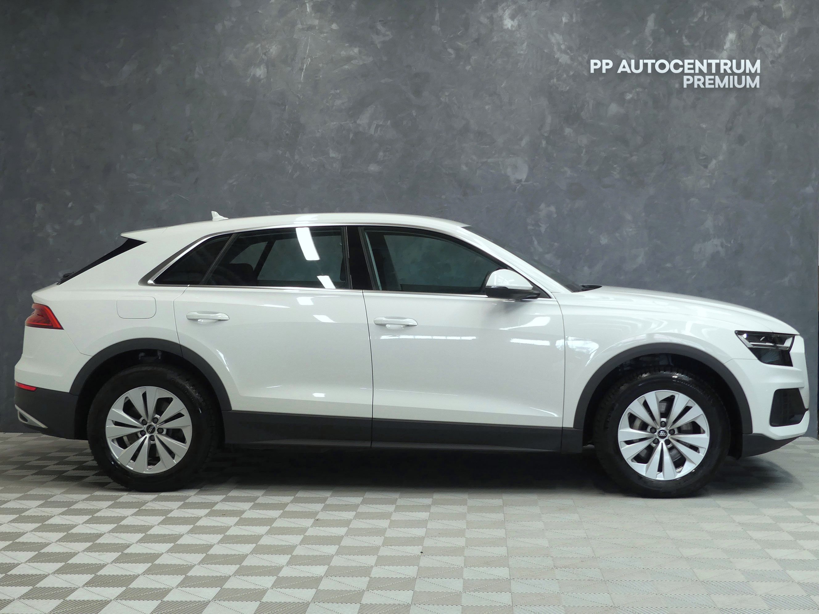 Audi Q8, 45 TDI 170kW Tiptronic Quattro - fotka 5