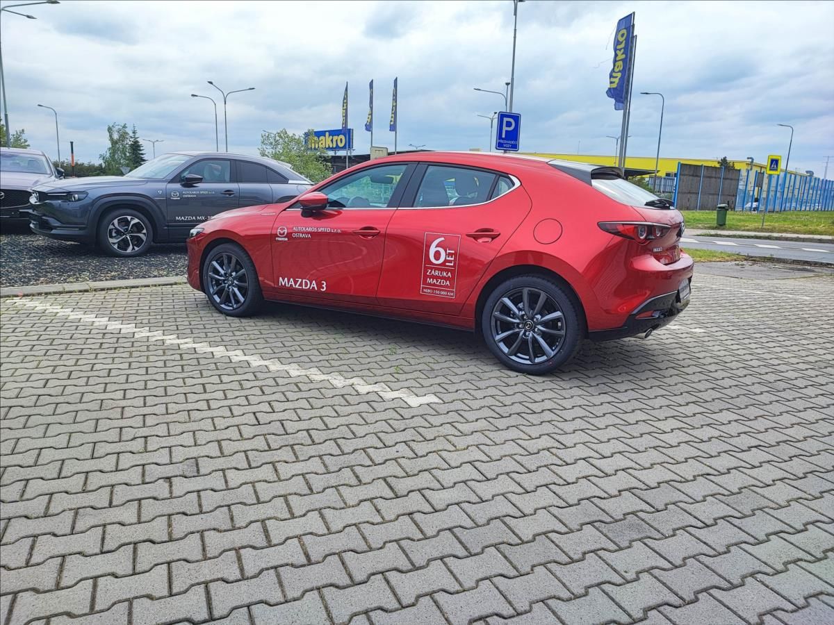 Mazda 3, 2,5 HB e-Skyactiv G140 6MT Cen - fotka 5