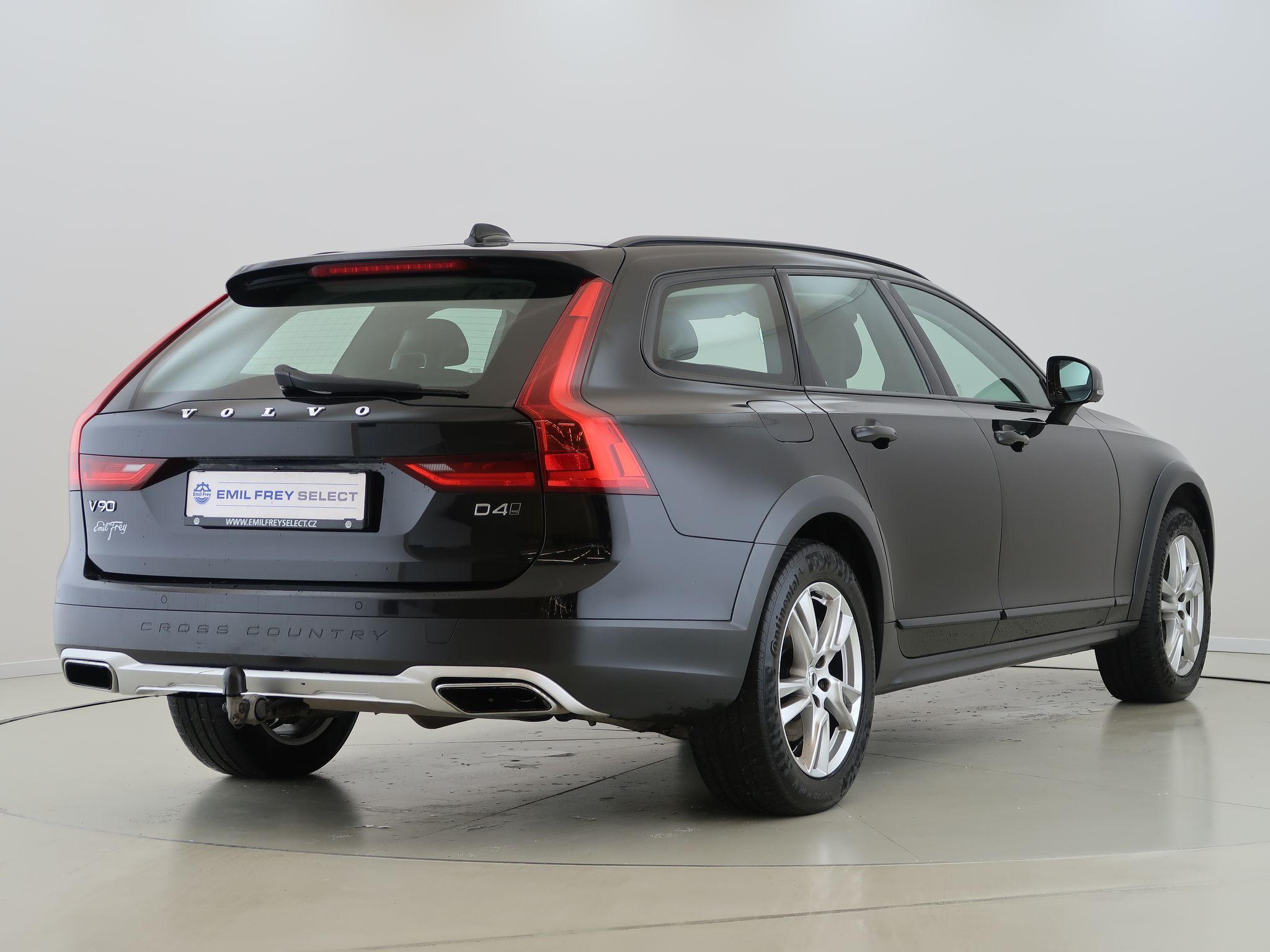 Volvo V90, 2.0D4,140kW,4x4,AT - fotka 5