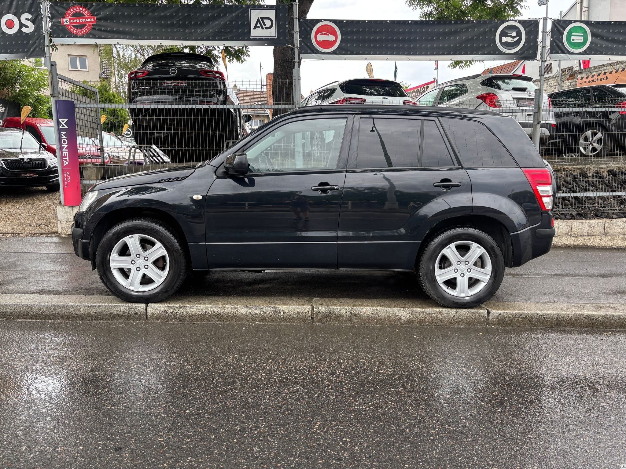 Suzuki Grand Vitara, 2.0i/2007/4x4-AUTOMAT-CZ-KŮŽE - fotka 2